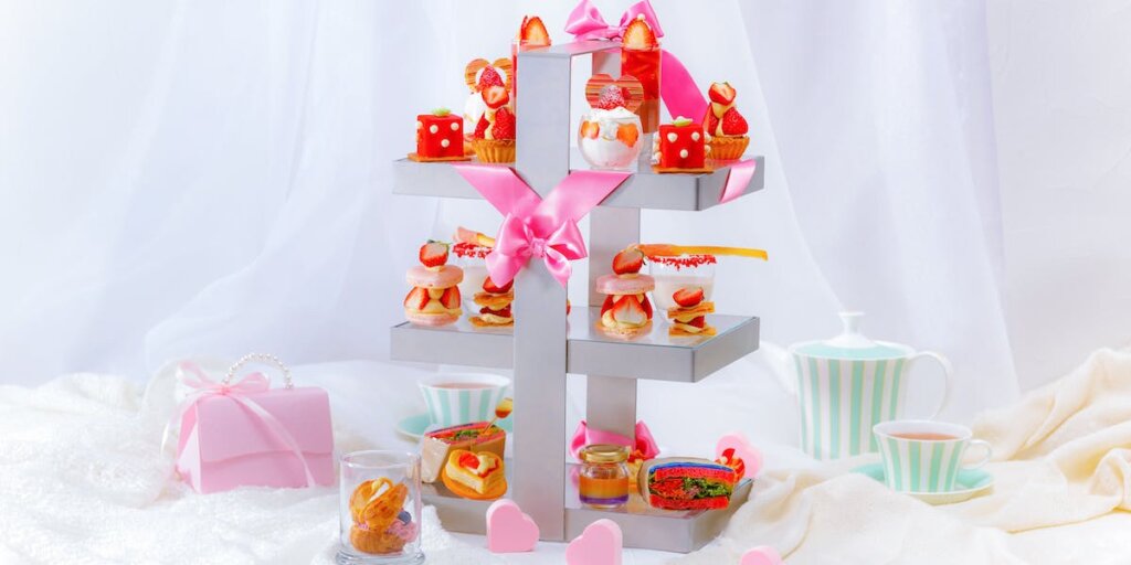 ANAクラウンプラザホテル大阪「Pink afternoon tea strawberry