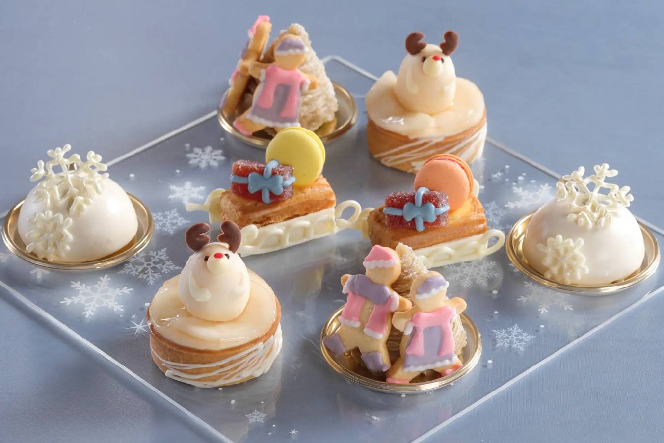 シェラトン都ホテル大阪,クリスマスアフタヌーンティー 雪の女王とサンタクロースからの贈り物