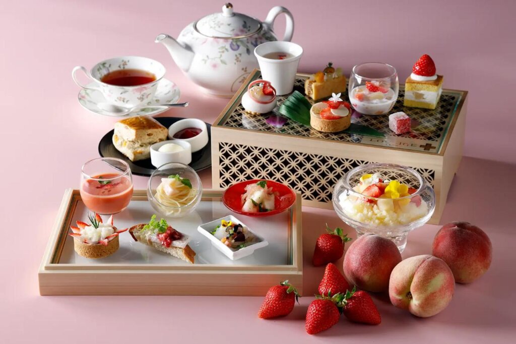 桜といちごのアフタヌーンティー