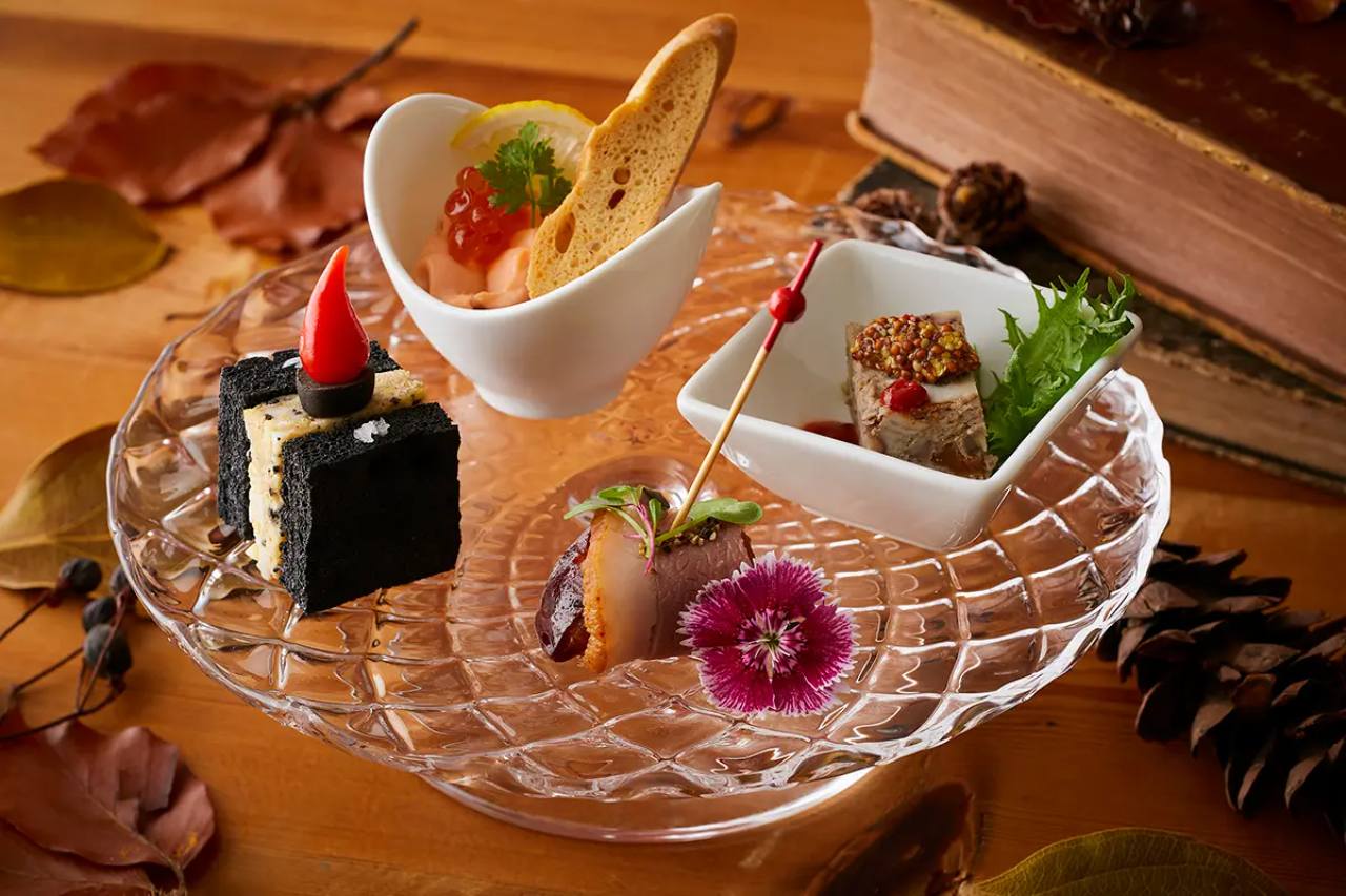 スイスホテル南海大阪,Monsters Autumn Party Afternoon Tea
