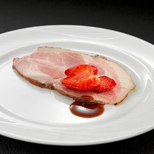 ホテルロイヤルクラシック大阪,冬のプレミアムビュッフェ ~ 肉と苺が奏でる冬のひととき ~