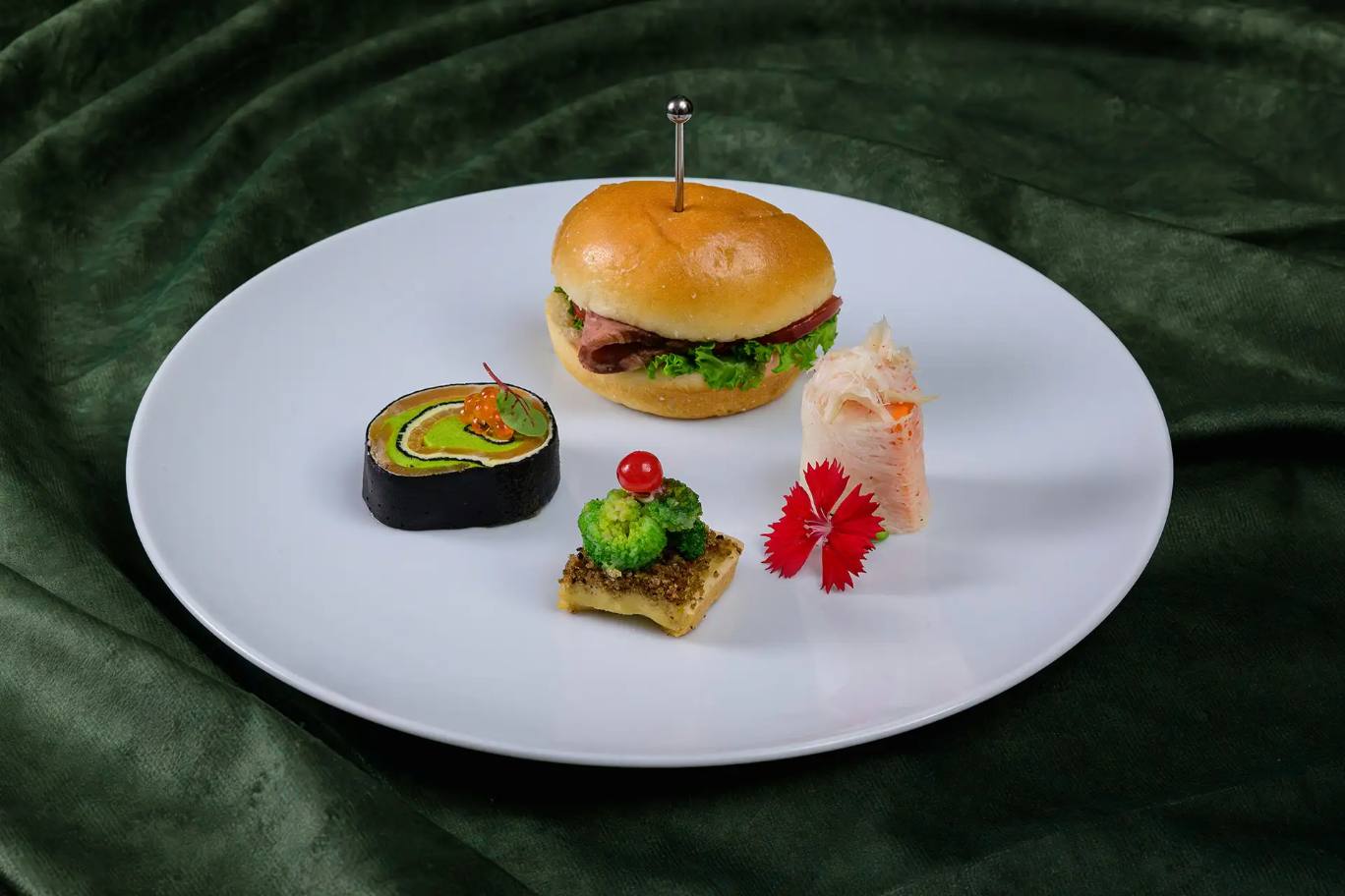 ザ ロイヤルパークホテル アイコニック 大阪御堂筋,クリスマスアフタヌーンティー