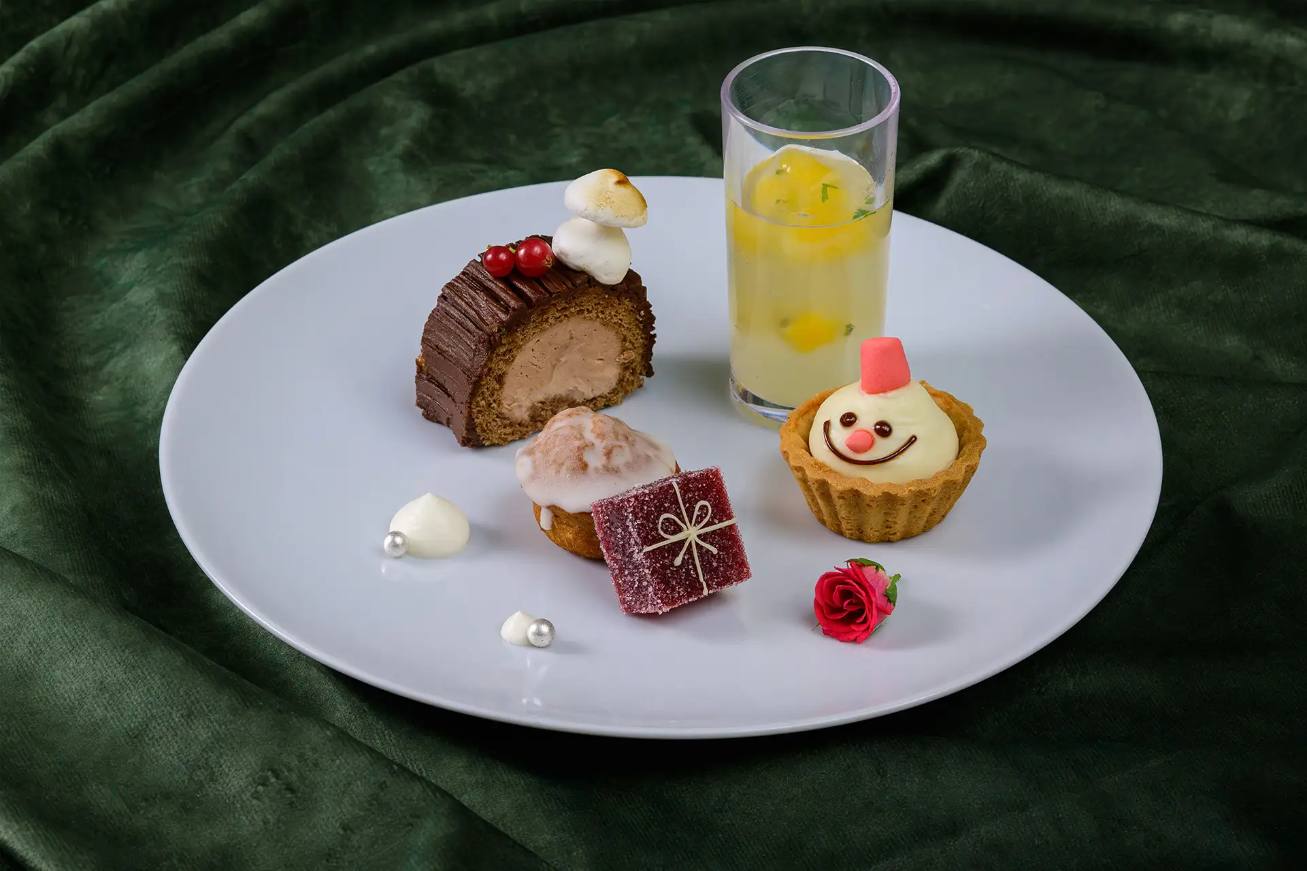 ザ ロイヤルパークホテル アイコニック 大阪御堂筋,クリスマスアフタヌーンティー