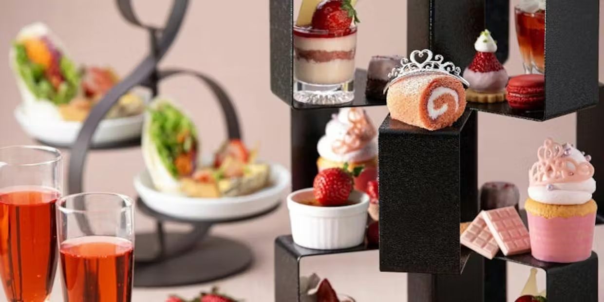ANAクラウンプラザホテル福岡,ストロベリーアフタヌーンティーセット  ～キングダム～,福岡いちごアフタヌーンティー